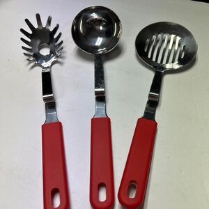 Set of 3 Red-Handled Stainless Steel Serving Utensils
